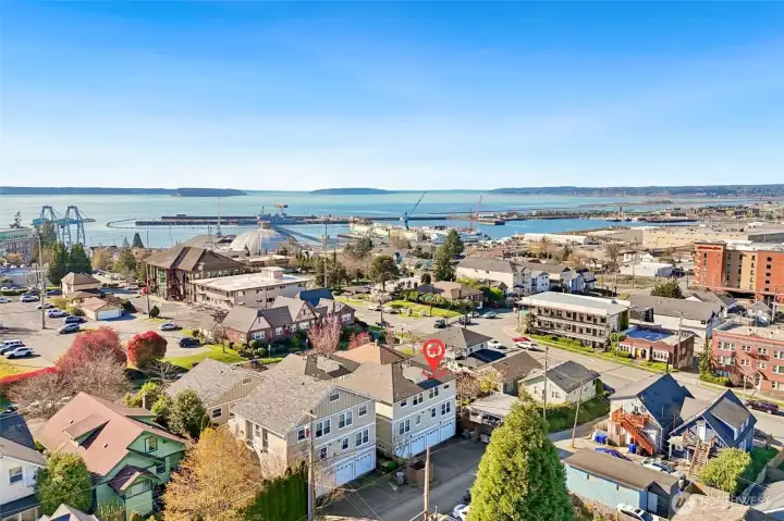 Stunning neighborhood & water views from elevated position