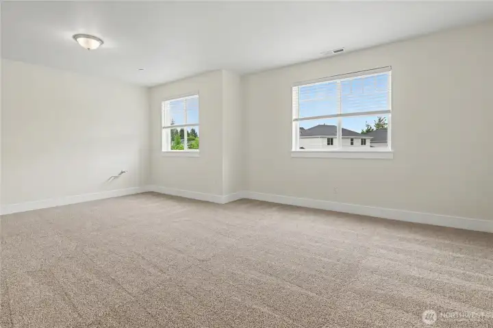 Upstairs Bonus/Flex space