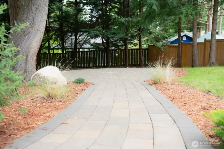 Stone Walk Way Perfect For a Fireplace