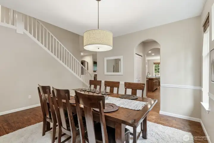 Another view of the dinning room