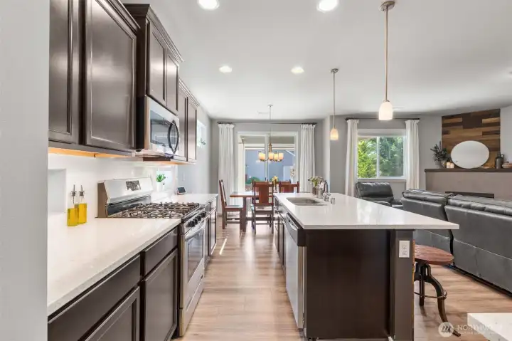 The chef-inspired Kitchen is bright and open, creating the perfect place for your culinary creations.