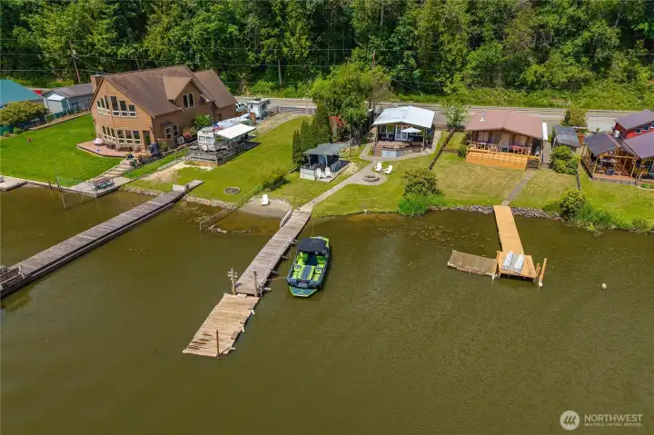 Overhead view of the cabin.