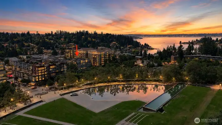 McKee right next to Bellevue DT Park & close to Lake Washington water front McKee right next to Bellevue DT Park & close to Lake Washington water front
