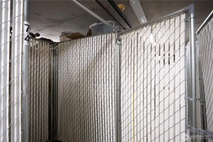 Storage unit Storage unit