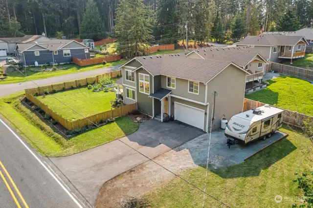 RV parking on side of house