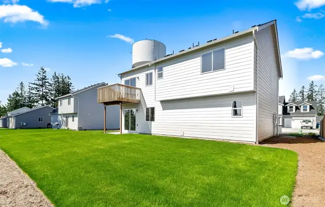 Photographs are for illustrative purposes only. Features, finishes, interior/exterior colors, landscaping and floorplan shown may vary from actual homes built.