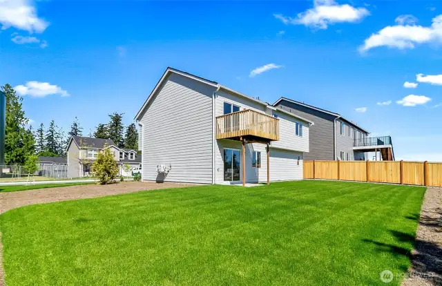 Photographs are for illustrative purposes only. Features, finishes, interior/exterior colors, landscaping and floorplan shown may vary from actual homes built.