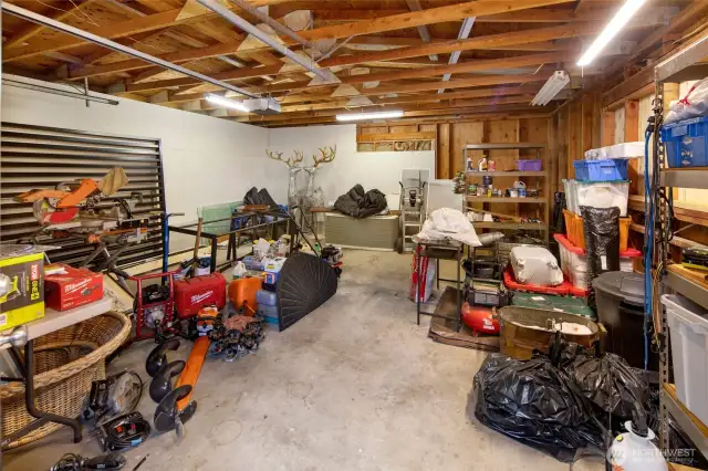 Single car garage
