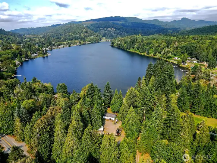Aerial View of Property & Lake