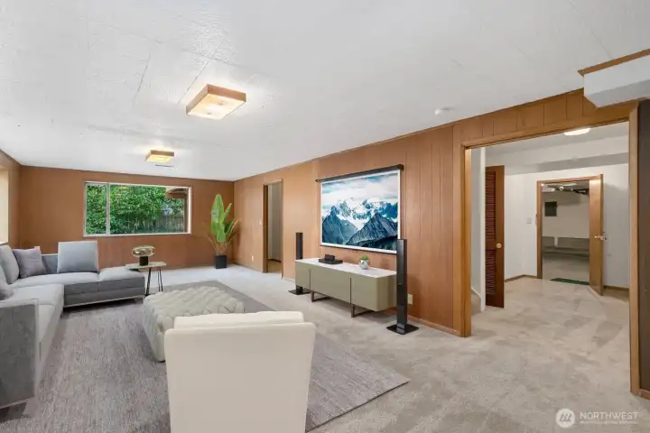 The perfect media room. Virtual Staging.