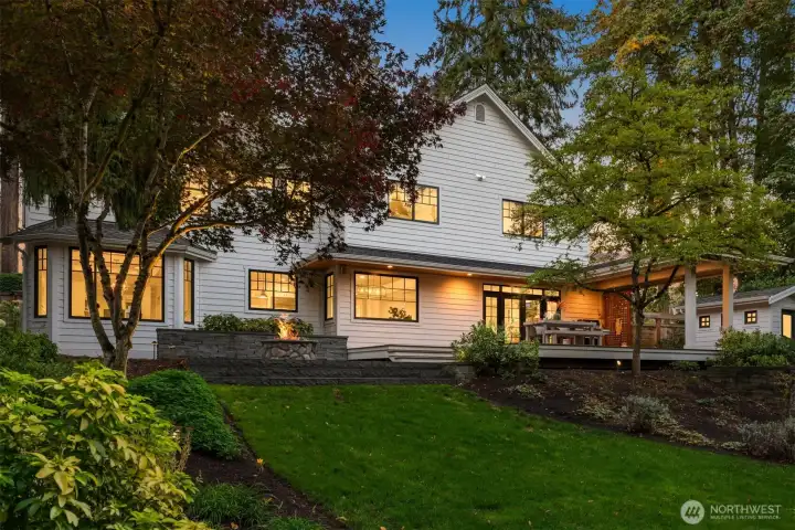 Top rated schools, easy commute times, shopping & dining just minutes from this ideal retreat.
