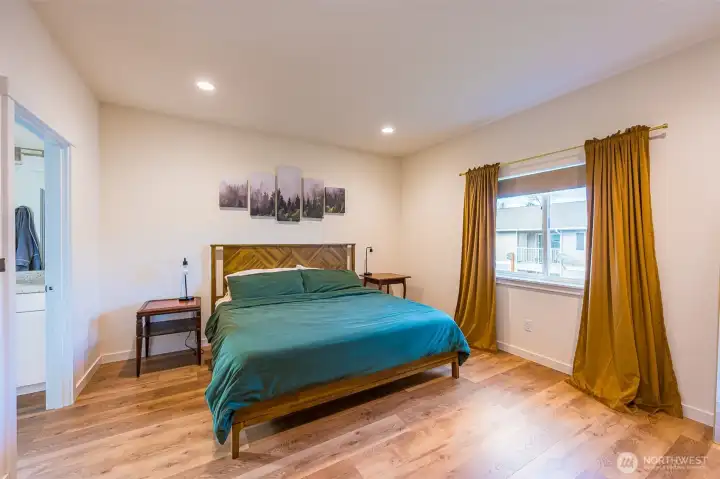 Primary bed