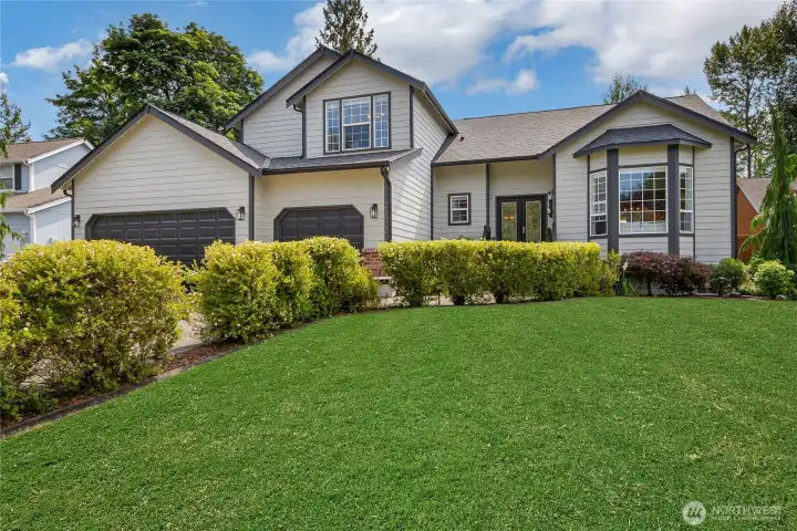 Your Dream Home has Arrived! Designer-Owned, Extensively Remodeled Tri-Level Home with Timeless Style! Your Dream Home has Arrived! Designer-Owned, Extensively Remodeled Tri-Level Home with Timeless Style!