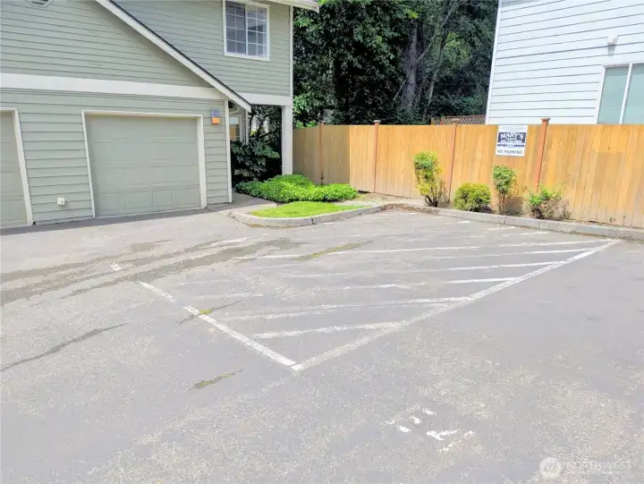 Shows assigned parking spot E4 right next to the home! Shows assigned parking spot E4 right next to the home!