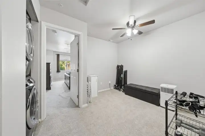 Flex room.