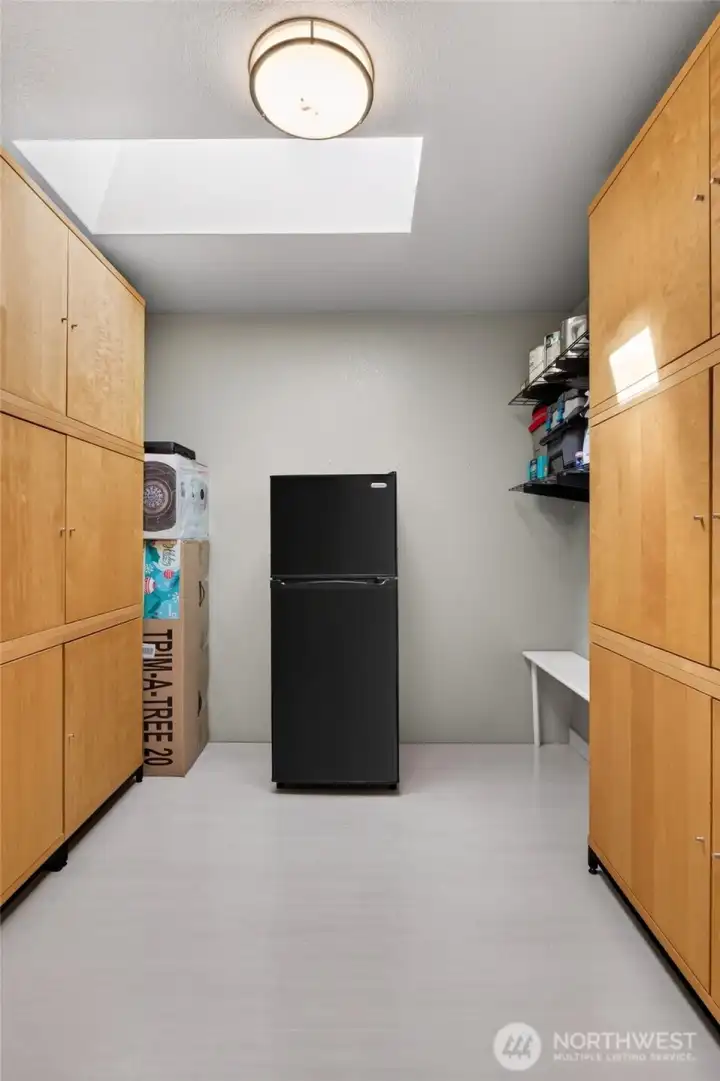 Bonus Room w/Additional Storage Bonus Room w/Additional Storage