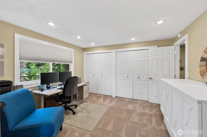 Bed Room 1 Bed Room 1