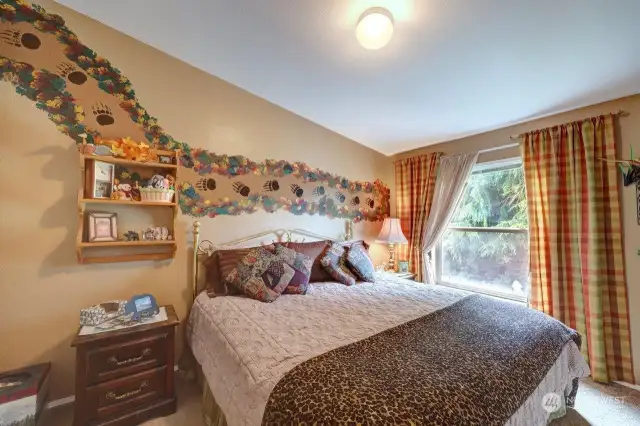 Bedroom #3 with unique bear design