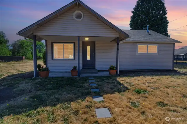 Charming remodeled 1940s rambler in Spinning Elem neighborhood, Puyallup! Over 1500 SF, 3 beds, 2 baths. Enjoy mini-splits for efficient heating/cooling, new LVP flooring, tankless hot water, and energy-efficient windows. Bright interior with skylights, updated appliances, and new blinds throughout. Spacious great room, large fenced yard with storage shed, and paved driveway with secure parking for 4. Partial Mt. Rainier view from the front yard. Seller offers a 1-year Home Warranty. Listed at $509,000. Don't miss this gem!