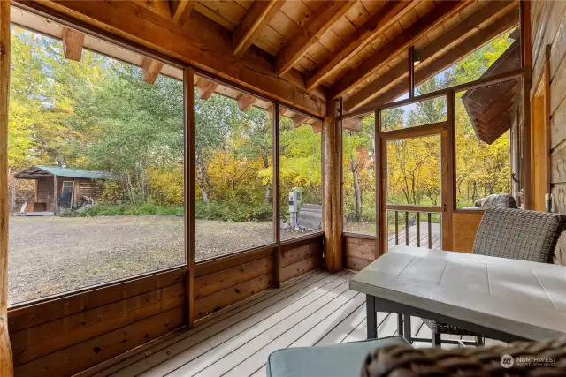 Screened in porch