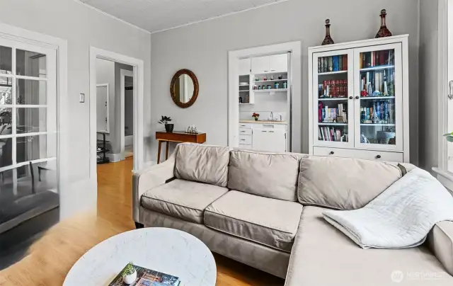 Swinging door to kitchen