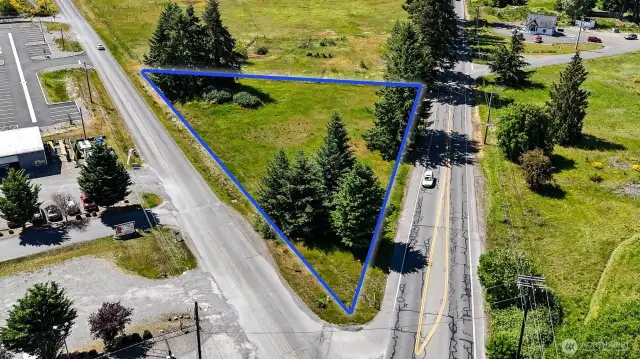 Blue boundary lines are approximate. Buyer to verify to their own satisfaction.