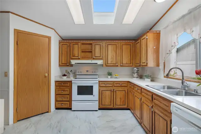 Large walk-in pantry for plenty of storage space.