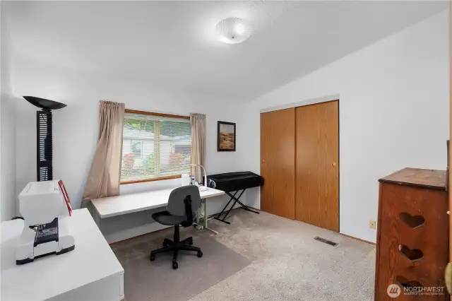 Nice sized 2nd bedroom or hobby room.