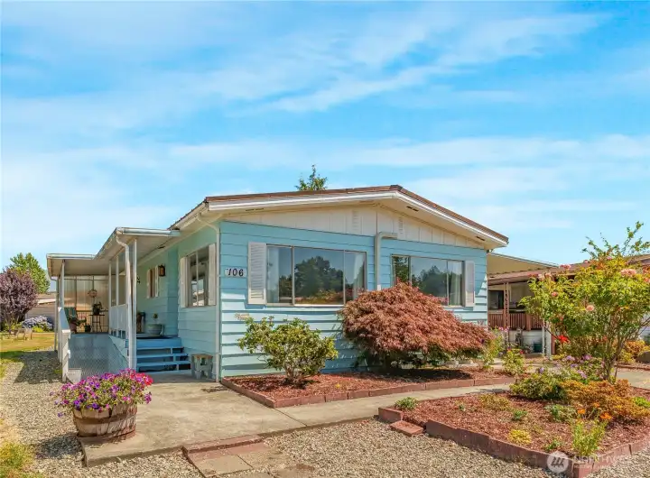 Front of home with ramp