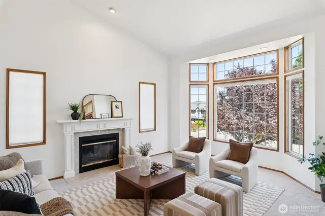 Living Room with vaulted Ceilings