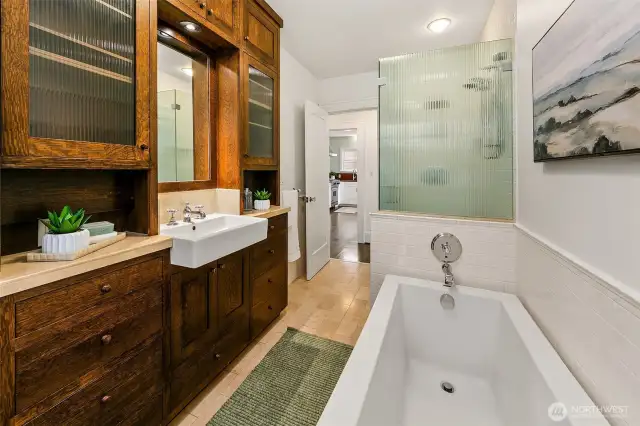 Main floor primary bath.
