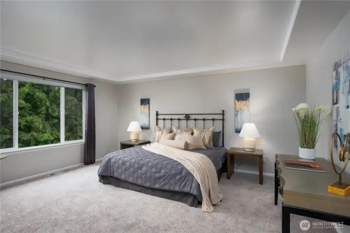 Lots of space in the primary bedroom suite.