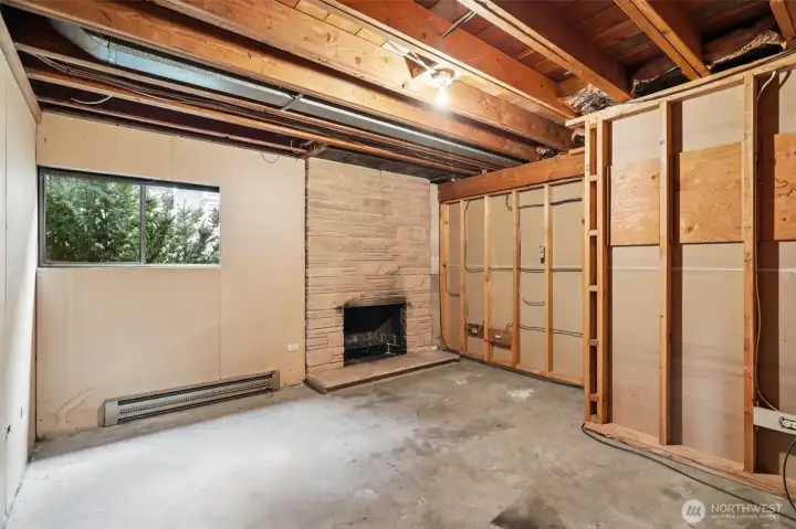 Bonus room on lower level