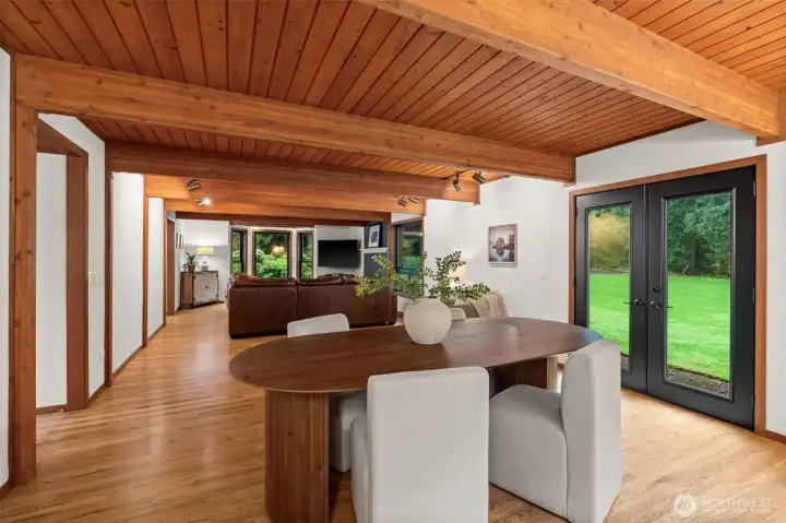 Open-concept living continues in this gorgeous cedar home, this interconnected layout ensures that whether you're hosting a formal dinner or a casual evening by the fire, you're always part of the conversation.