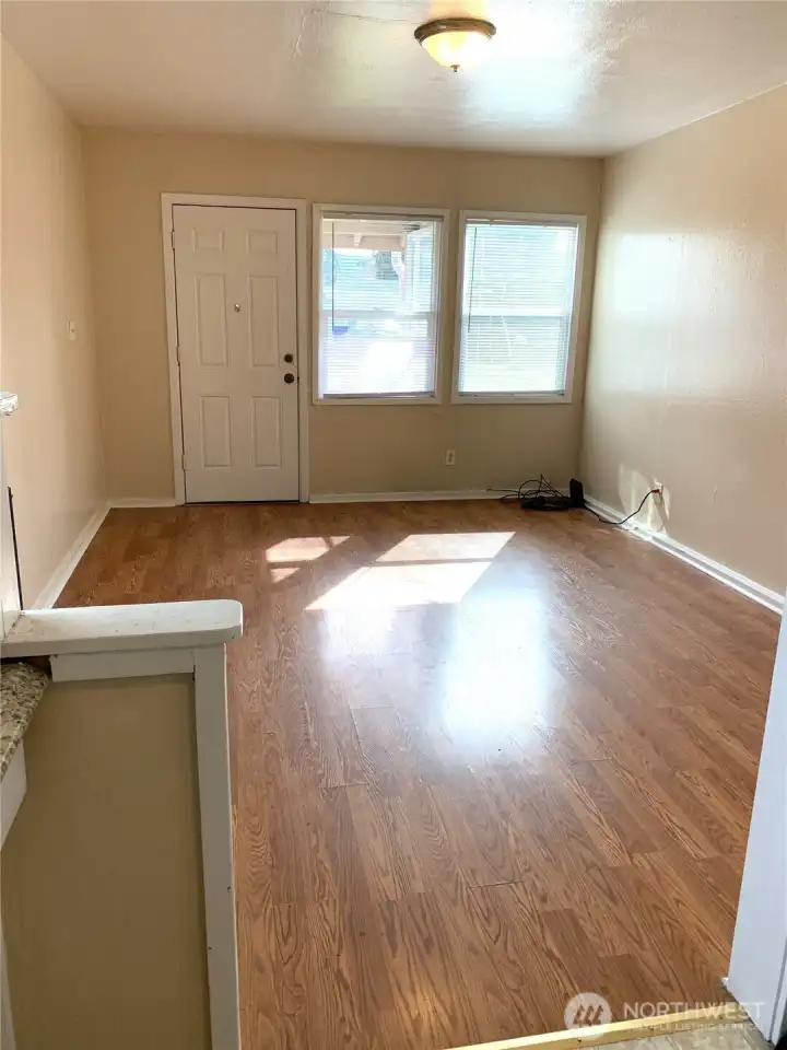 Unit 1423 Photos taken prior to tenant occupancy