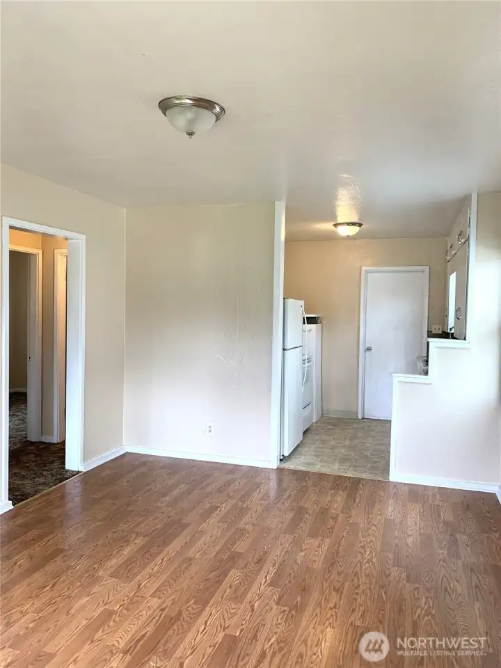 Unit 1423 Photos taken prior to tenant occupancy