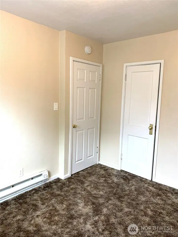 Unit 1423 Photos taken prior to tenant occupancy