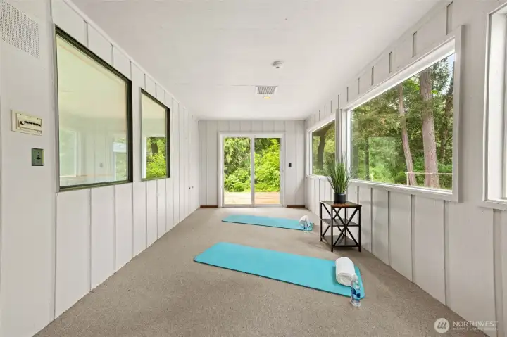 Bonus Room off Primary
