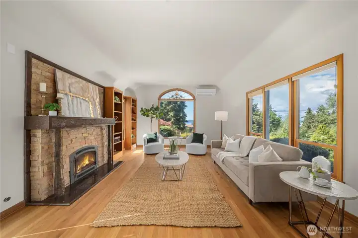 Gorgeous original hardwoods & tall ceilings welcome you in!