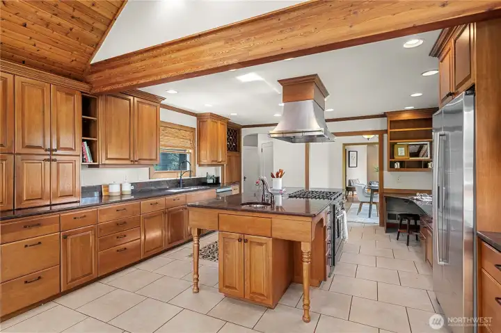 Heated floors, SS appliances