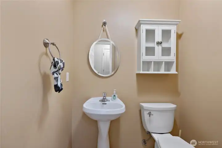 Downstairs 1/2 bath