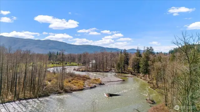 Private access to Snoqualmie river - North Fork!