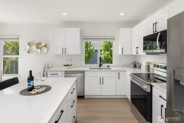 New Custom Quartz Counters, New Cabinets & Hardware. Stainless Appliances new Approx. 3 Months Ago.