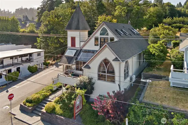 Aerial view. The beauty of the historic building remains!