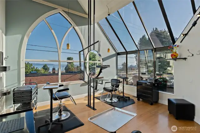 Salon lobby.