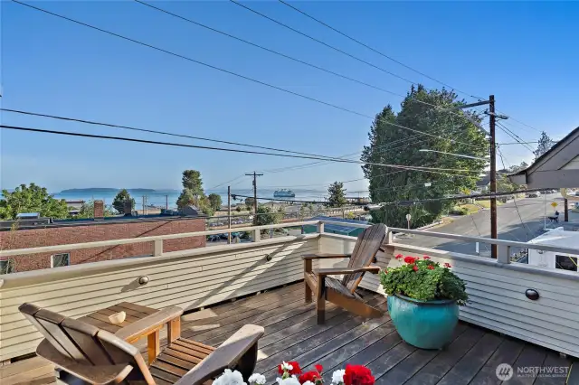 Comfy view deck from salon lobby.