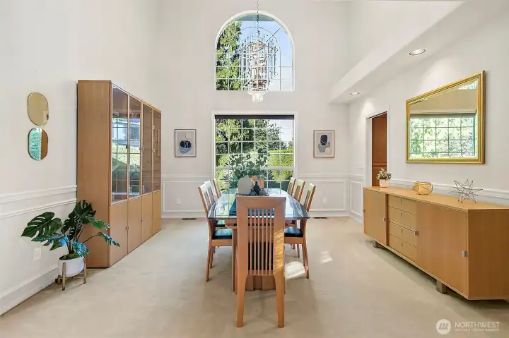 Vaulted Ceilings for a formal feel