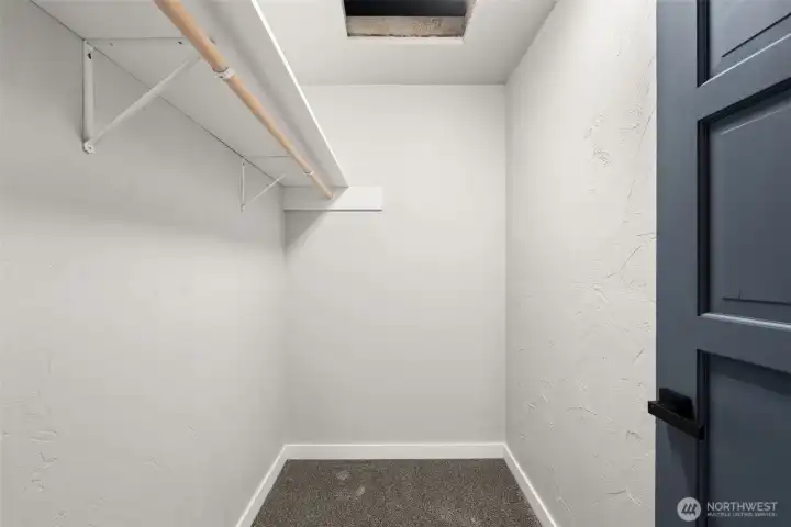 Walk-in closet