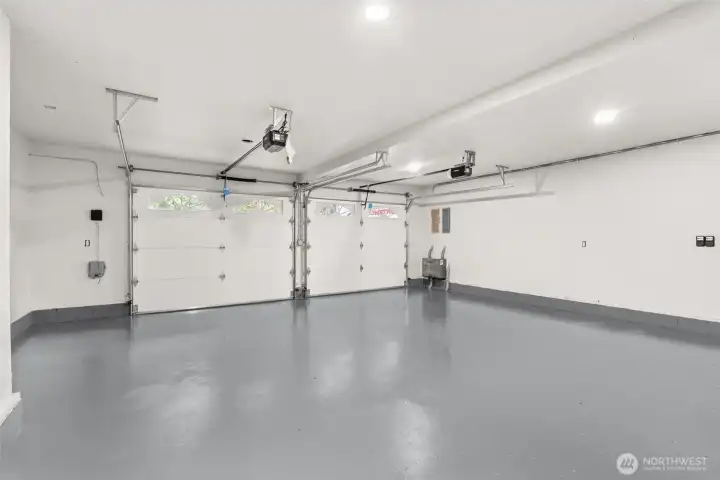 Attached oversized 2-car garage