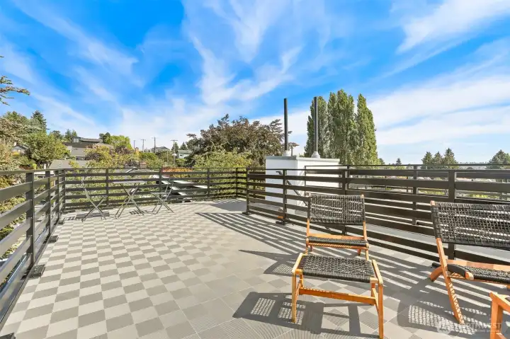 Rooftop deck
